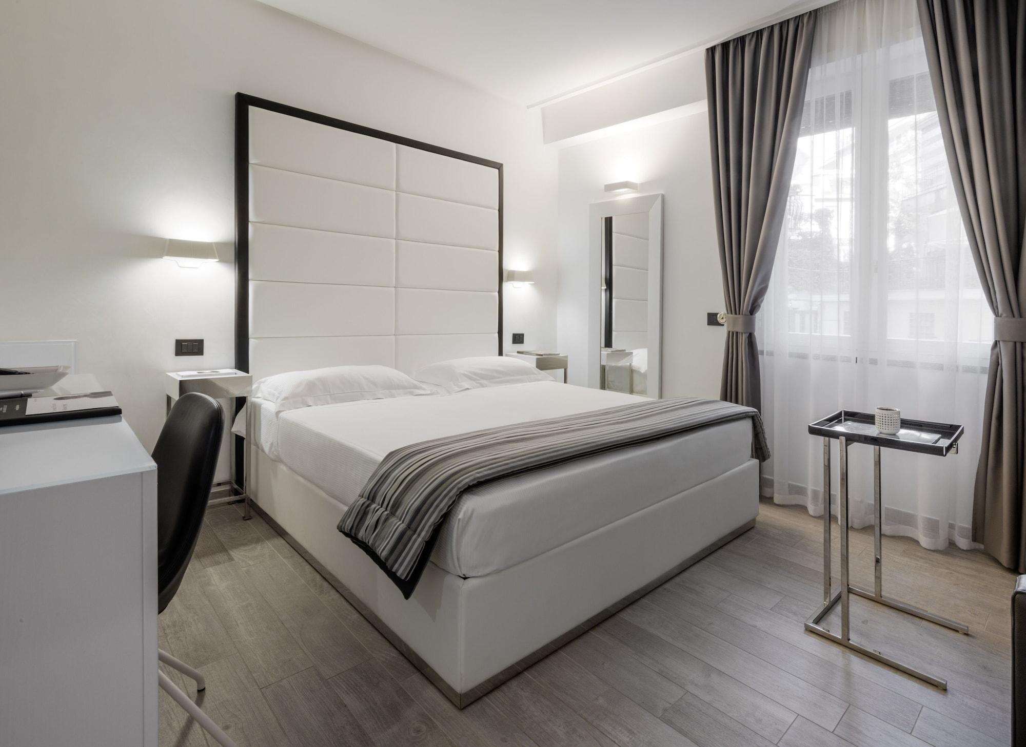 Lhp Santa Margherita Palace &